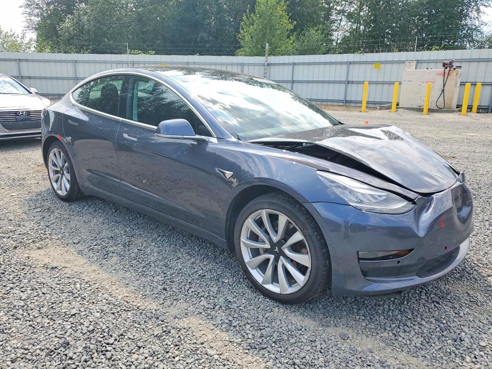 Photo 4 from auction – 2019 TESLA MODEL 3 with VIN 5YJ3E1EA5KF311255