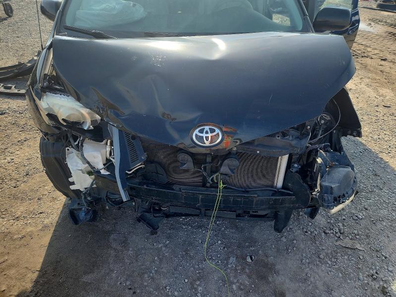 Photo 12 from auction – 2014 TOYOTA SIENNA with VIN 5TDYK3DC0ES480516