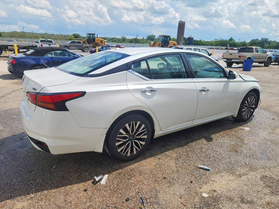 Photo 3 from auction – 2024 NISSAN ALTIMA with VIN 1N4BL4DV7RN408336