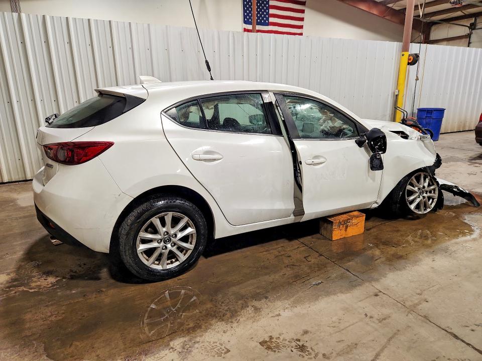 Photo 3 from auction – 2016 MAZDA 3 with VIN 3MZBM1M74GM249416