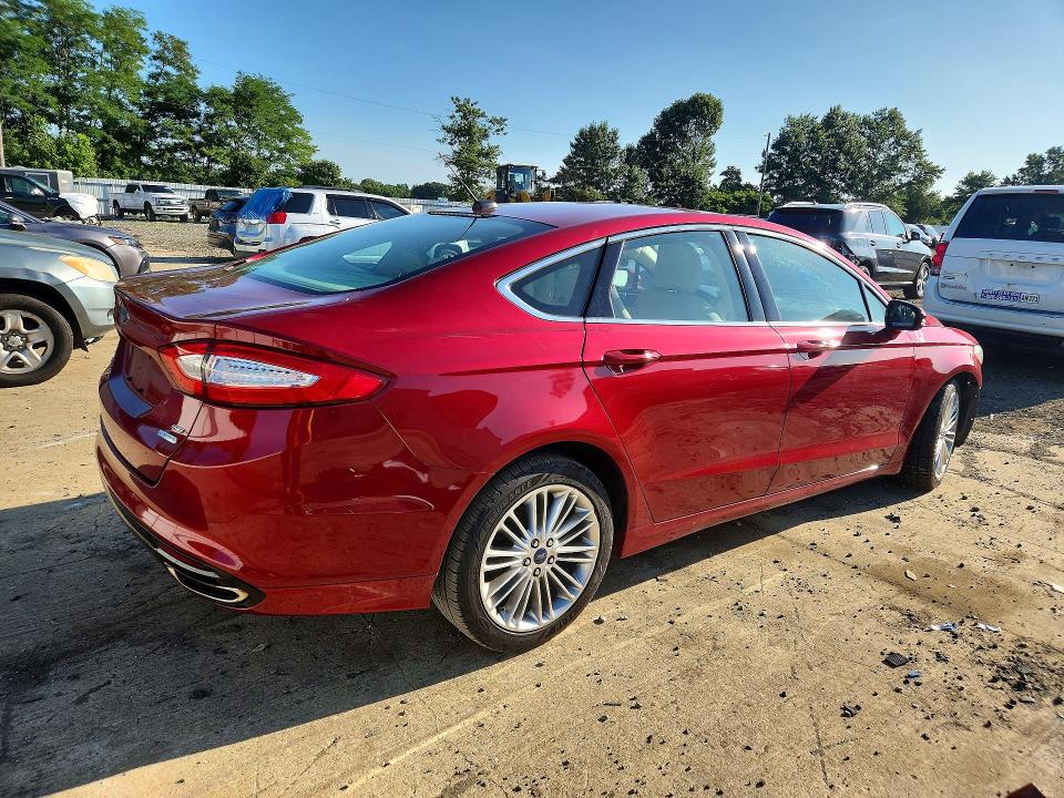 Photo 3 from auction – 2016 FORD FUSION with VIN 3FA6P0H9XGR178586