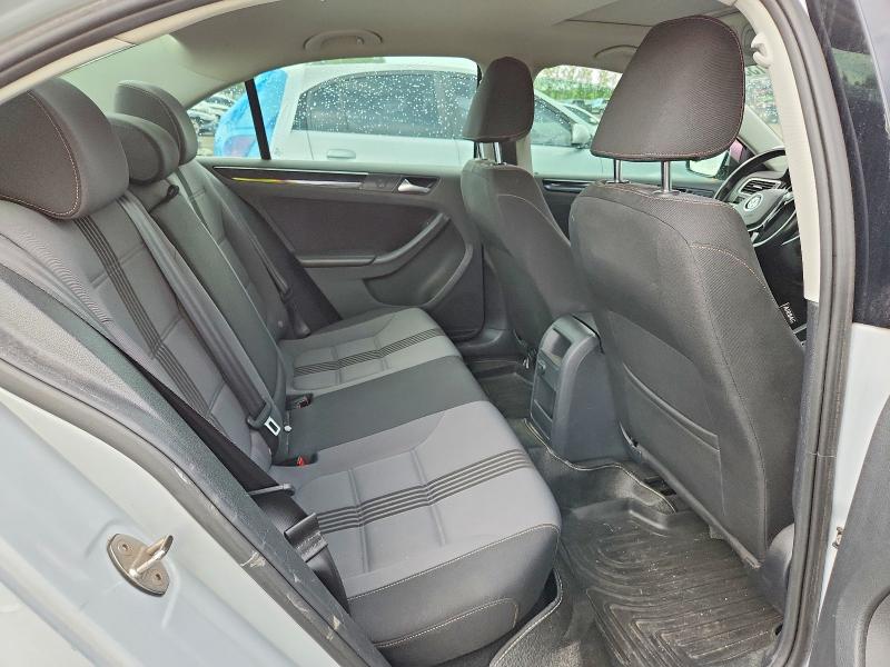 Photo 10 from auction – 2017 VOLKSWAGEN JETTA with VIN 3VWDB7AJ7HM248358