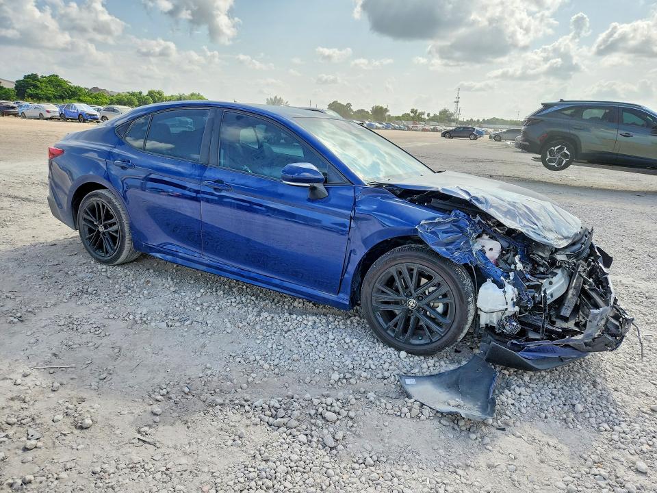 Photo 4 from auction – 2026 TOYOTA CAMRY with VIN 4T1DAACK3TU285934