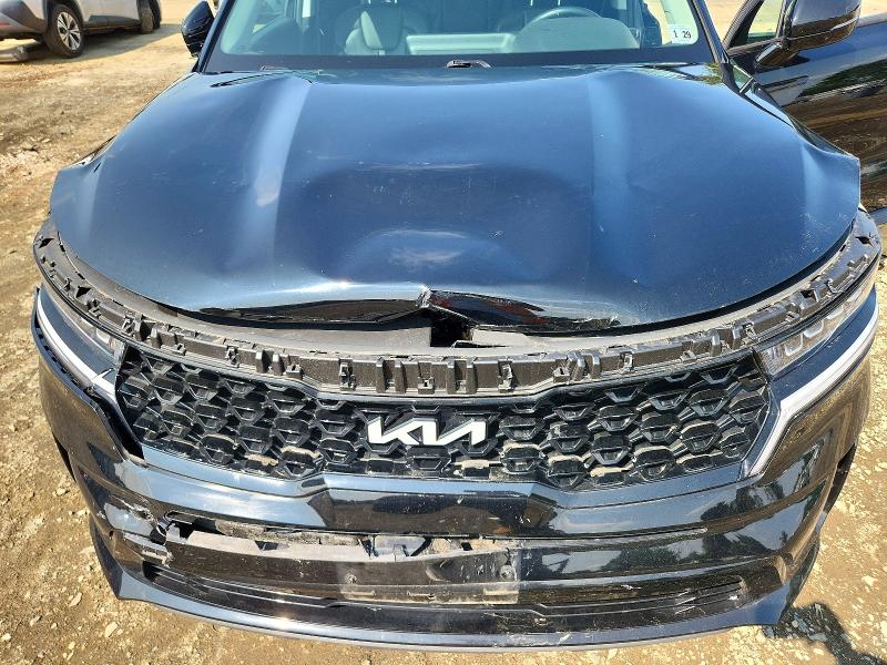 Photo 12 from auction – 2023 KIA SORENTO with VIN 5XYRL4LC5PG251970