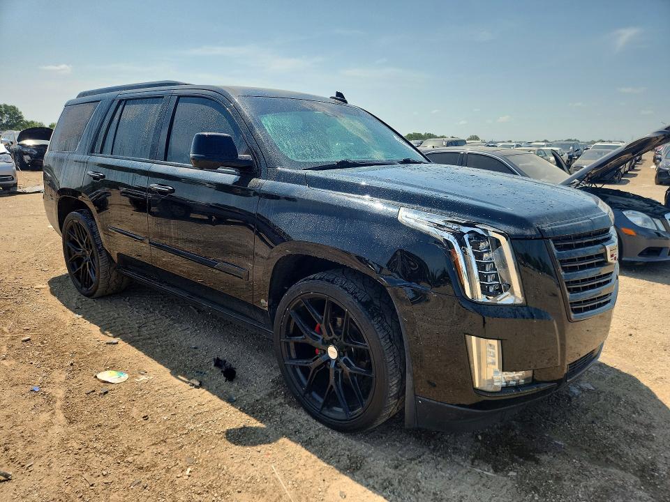 Photo 4 from auction – 2016 CADILLAC ESCALADE with VIN 1GYS4DKJ4GR156231