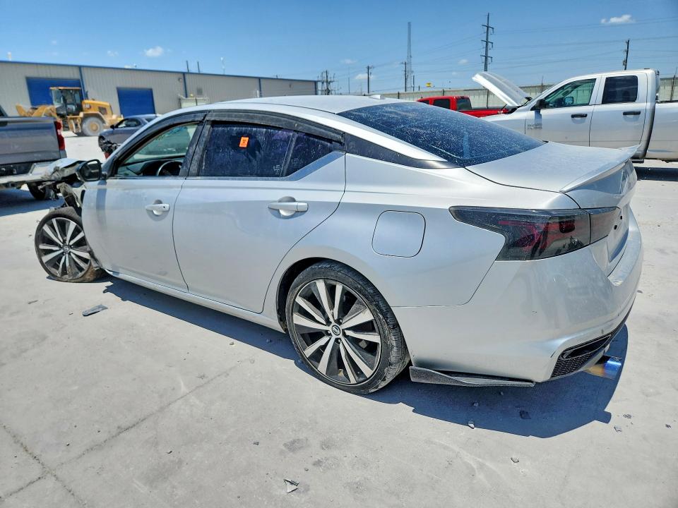 Photo 2 from auction – 2019 NISSAN ALTIMA with VIN 1N4BL4CV2KC247963