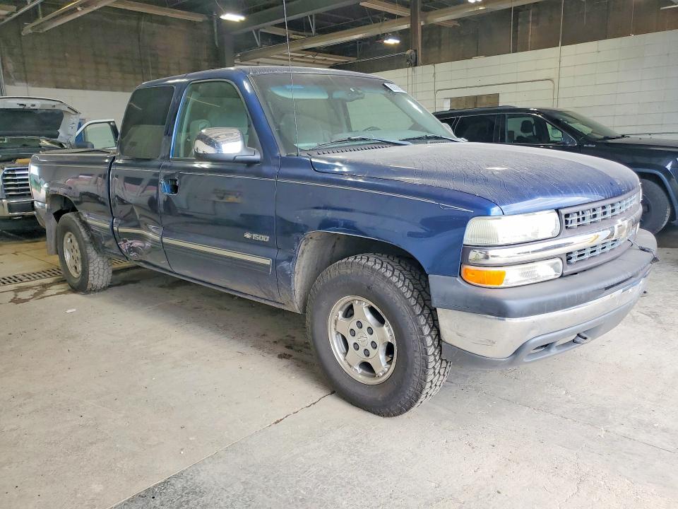 Photo 4 from auction – 2000 CHEVROLET SILVERADO with VIN 1GCEK19T0YZ193101