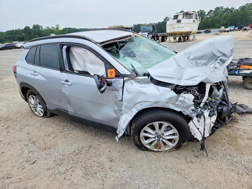 Photo 4 from auction – 2022 TOYOTA COROLLA CROSS with VIN 7MUCAAAG3NV003058