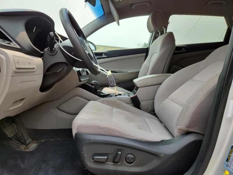 Photo 7 from auction – 2017 HYUNDAI TUCSON with VIN KM8J3CA42HU557443