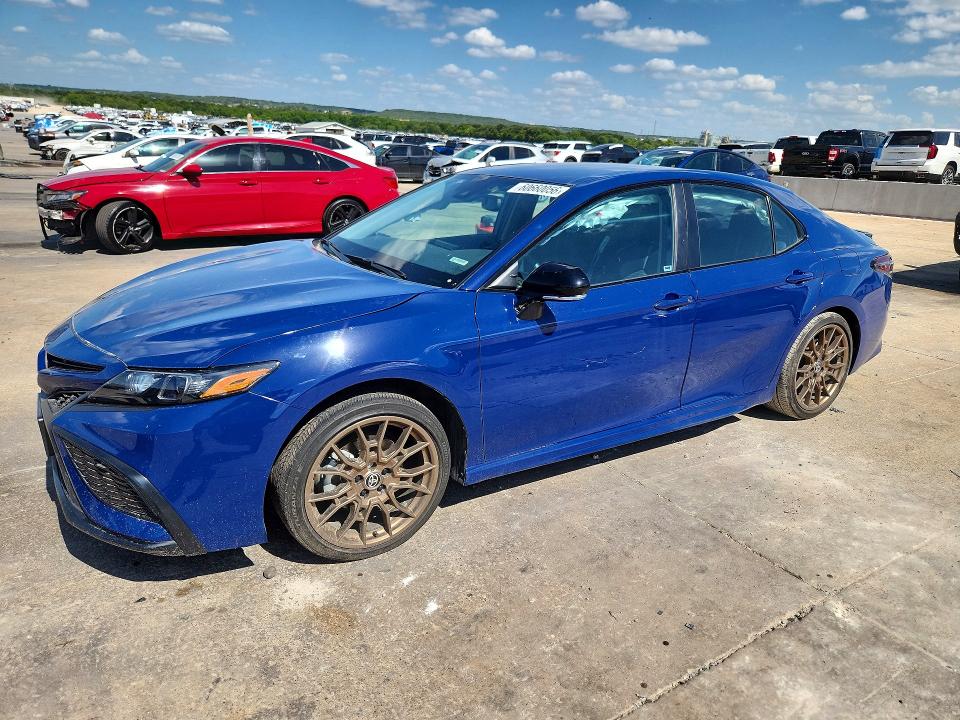 2024 TOYOTA CAMRY HYBRID - Търг №60660056