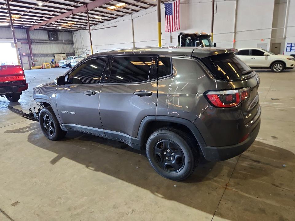 Photo 2 from auction – 2018 JEEP COMPASS with VIN 3C4NJDAB0JT177176
