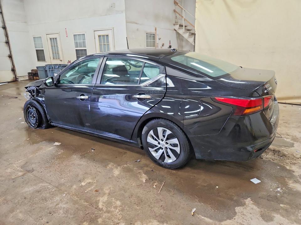 Photo 2 from auction – 2019 NISSAN ALTIMA with VIN 1N4BL4BV0KC123420