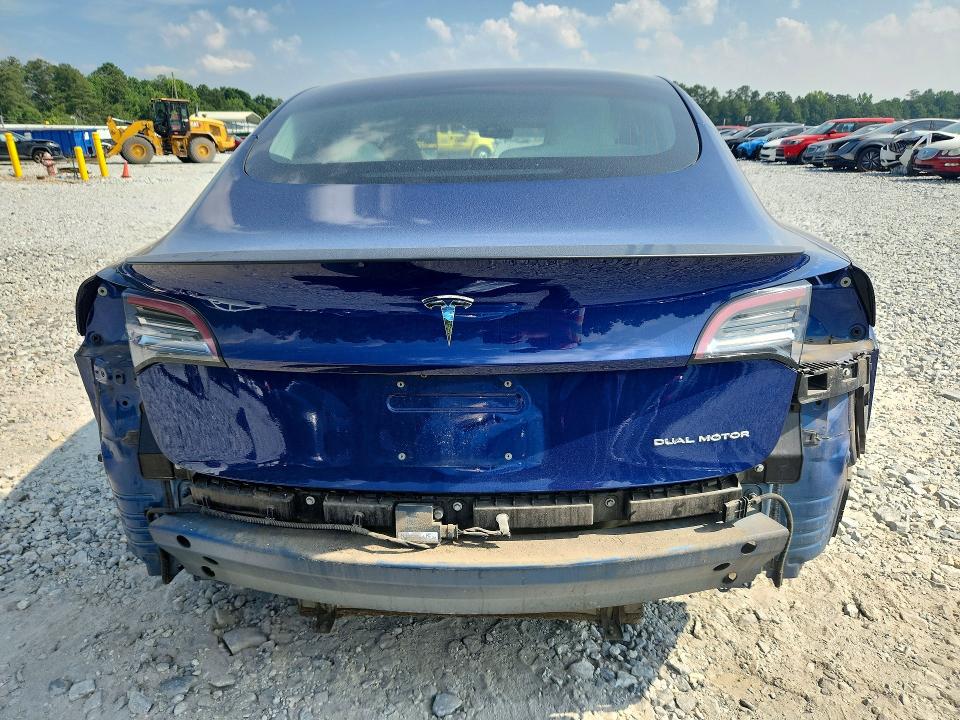 Photo 6 from auction – 2018 TESLA MODEL 3 with VIN 5YJ3E1EB7JF135297
