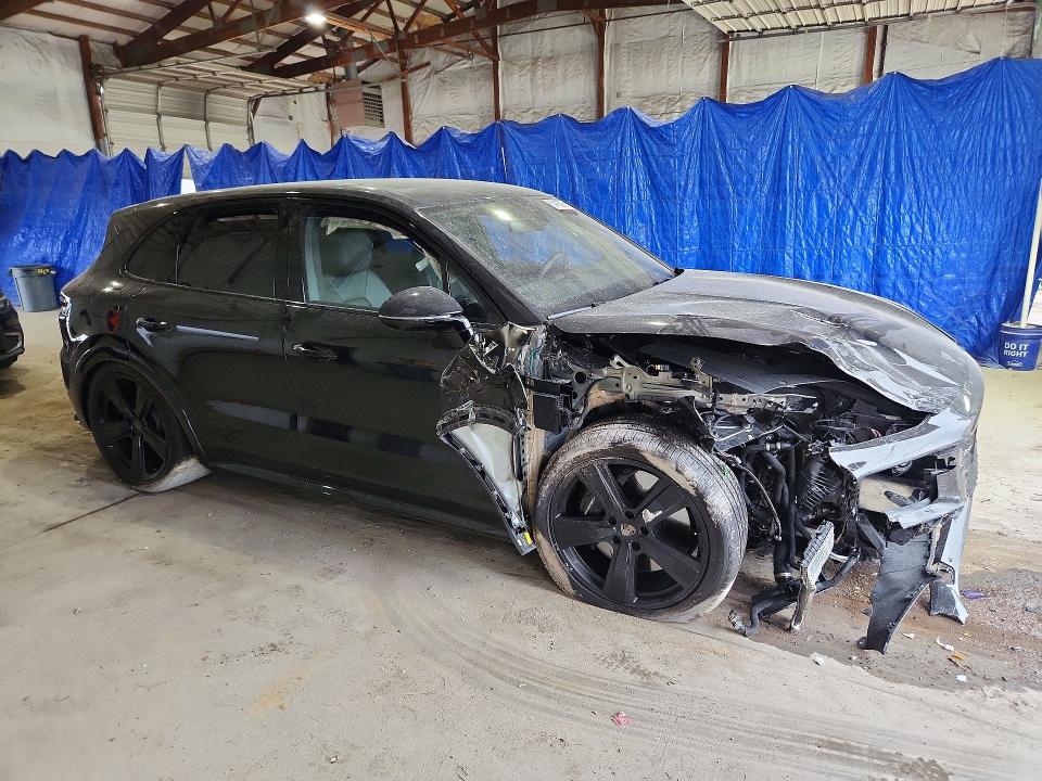Photo 4 from auction – 2026 PORSCHE CAYENNE with VIN WP1AM2AY5TDA30082