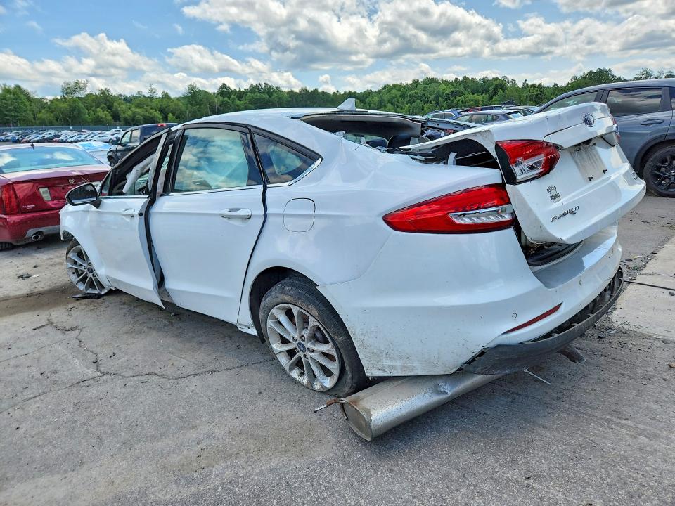 Photo 2 from auction – 2020 FORD FUSION with VIN 3FA6P0LUXLR234399