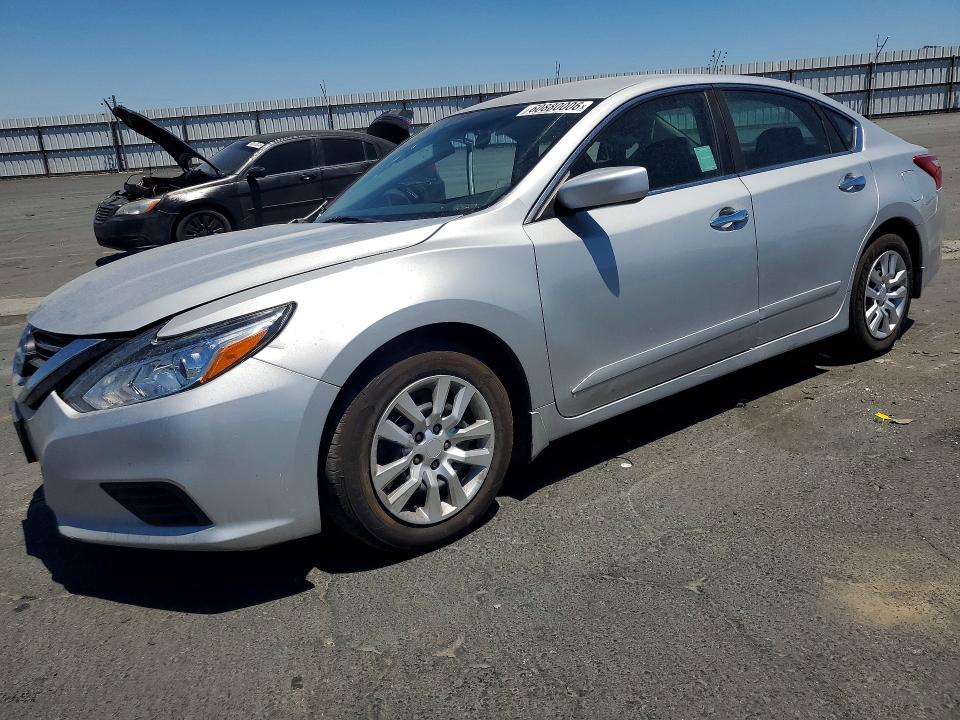 NISSAN ALTIMA 2017 with VIN 1N4AL3AP6HC251209 - Photo from auction