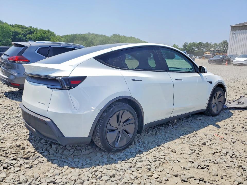 Photo 3 from auction – 2026 TESLA MODEL Y with VIN 7SAYGDEE9TF346924