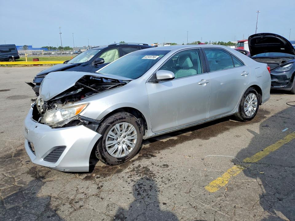 TOYOTA CAMRY 2012 z numerem VIN 4T1BF1FK5CU027208 - Zdjęcie z aukcji