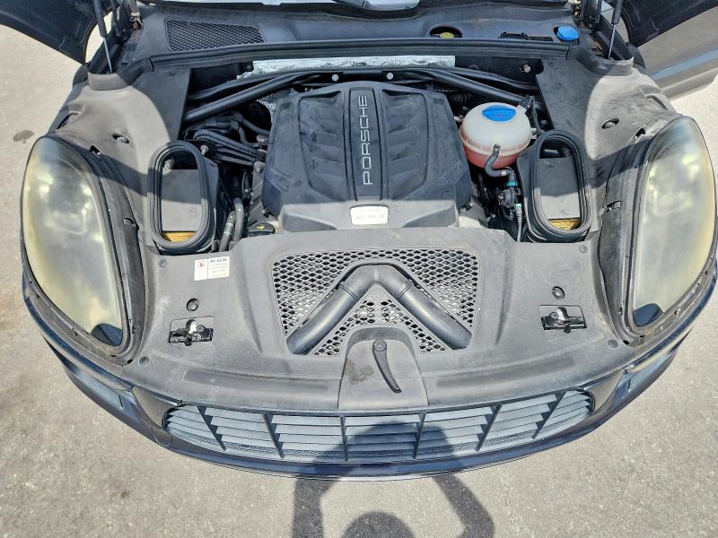 Photo 12 from auction – 2017 PORSCHE MACAN with VIN WP1AB2A51HLB14120