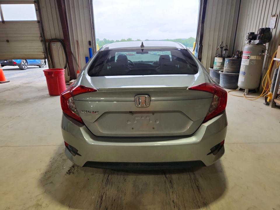 Photo 6 from auction – 2016 HONDA CIVIC with VIN 2HGFC1F77GH649037