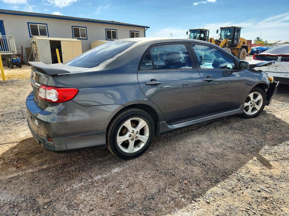 Zdjęcie 3 z aukcji – 2013 TOYOTA COROLLA z VIN 2T1BU4EE3DC972566