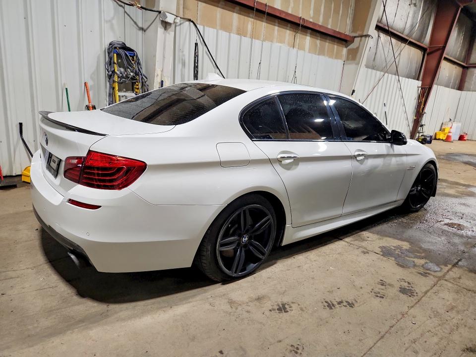 Снимка 3 от търг – 2016 BMW 550 с VIN WBAKP9C58GD980772