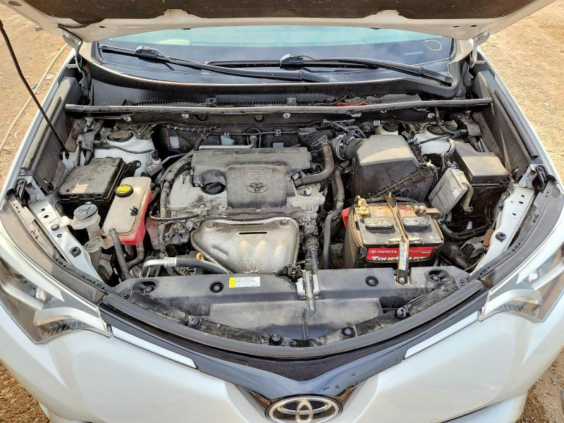 Photo 11 from auction – 2018 TOYOTA RAV4 with VIN 2T3DFREV5JW754081