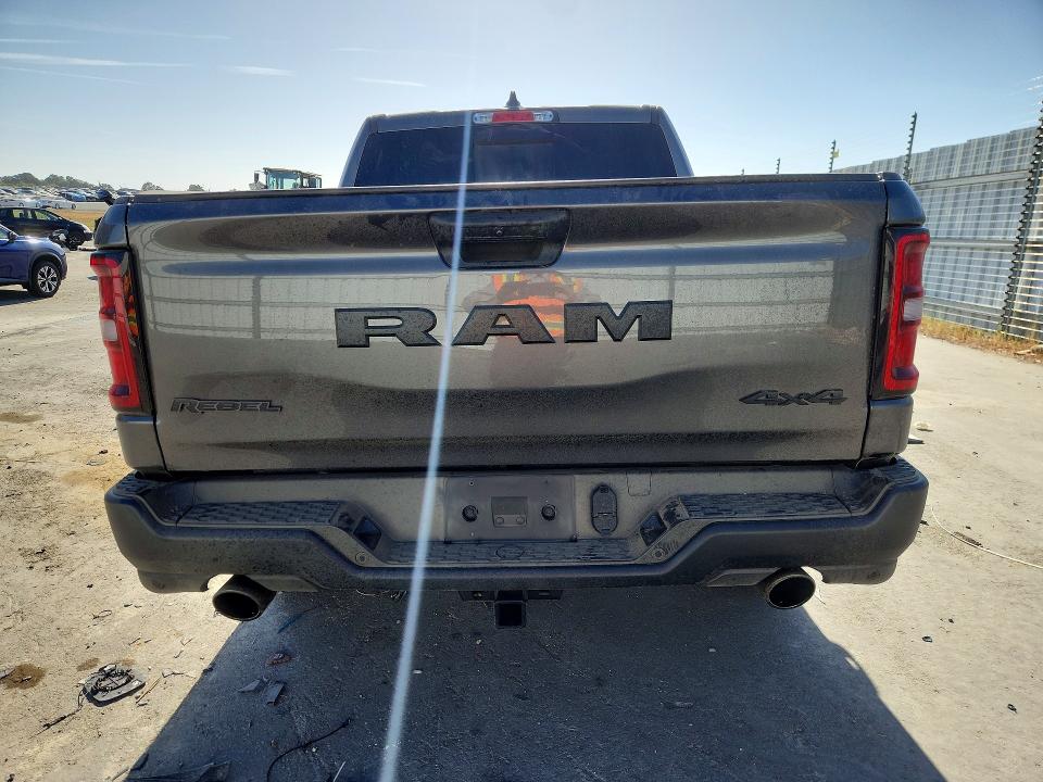 Foto 6 de la subasta – 2026 RAM 1500 con VIN 1C6SRFLP2TN269254