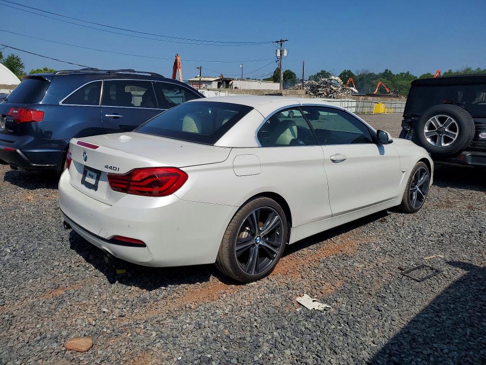 Photo 3 from auction – 2020 BMW 440XI with VIN WBA4Z7C00L5R61679