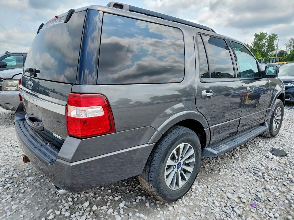 Photo 3 from auction – 2017 FORD EXPEDITION with VIN 1FMJU1HT1HEA32687