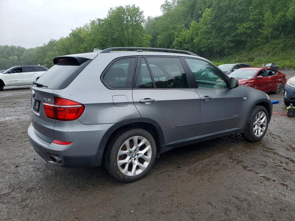 Фото 3 с аукциона – 2011 BMW X5 с VIN 5UXZV4C54BL412851
