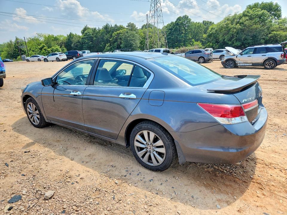 Photo 2 from auction – 2012 HONDA ACCORD with VIN 1HGCP3F82CA007023