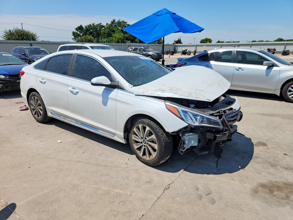 Photo 4 from auction – 2015 HYUNDAI SONATA with VIN 5NPE34AF4FH090983