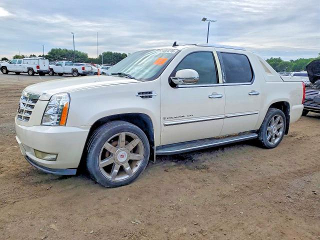 CADILLAC ESCALADE 2007 with VIN 3GYFK62857G298717 - Photo from auction