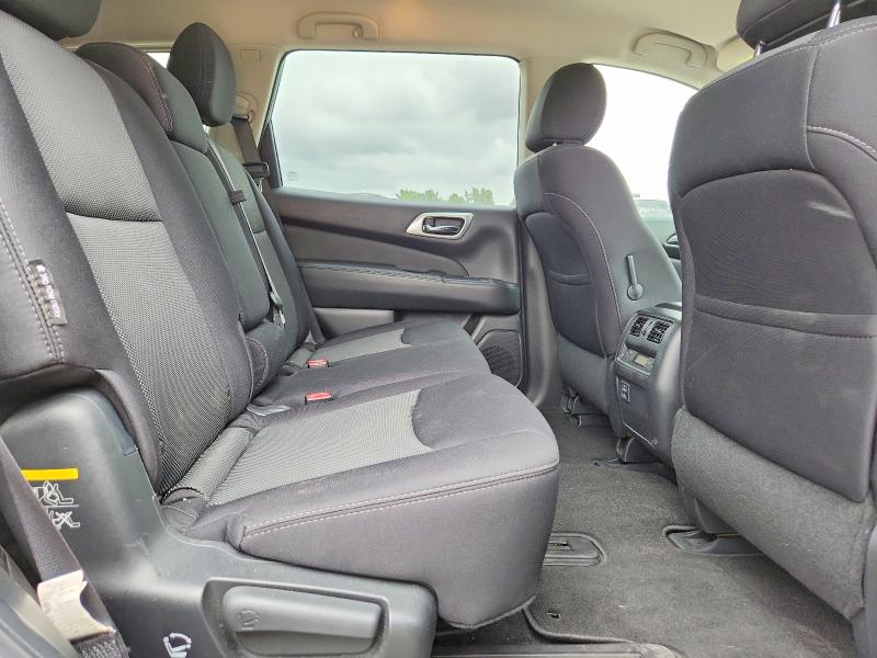 Photo 11 from auction – 2018 NISSAN PATHFINDER with VIN 5N1DR2MM2JC670788