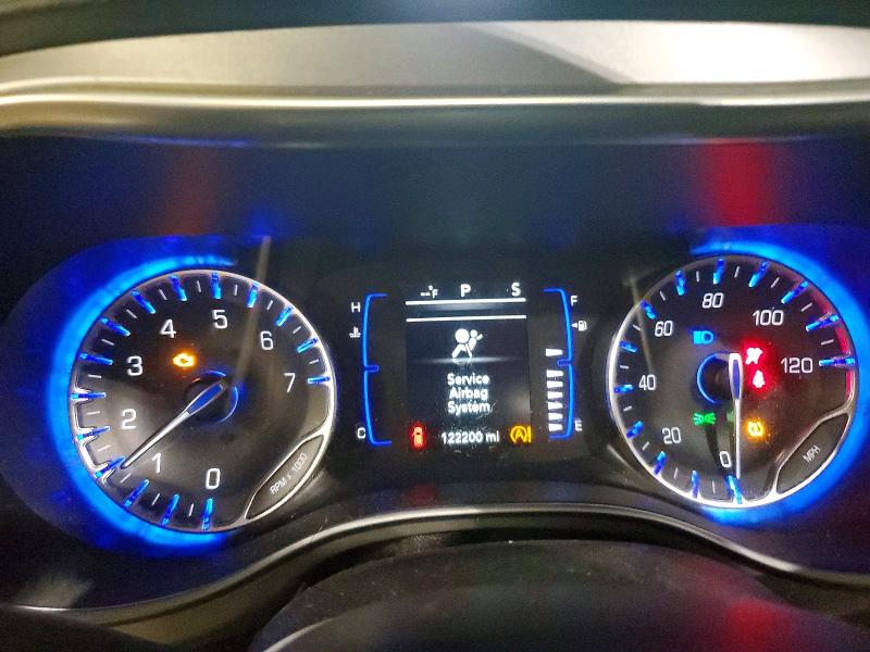 Photo 9 from auction – 2018 CHRYSLER PACIFICA with VIN 2C4RC1FG6JR356825