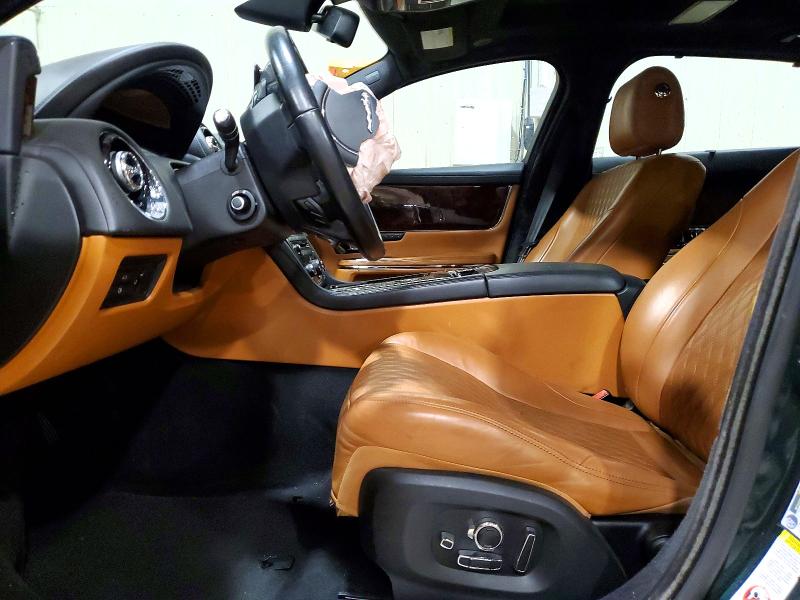 Photo 7 from auction – 2016 JAGUAR XJL with VIN SAJWA2GE7GMW00667