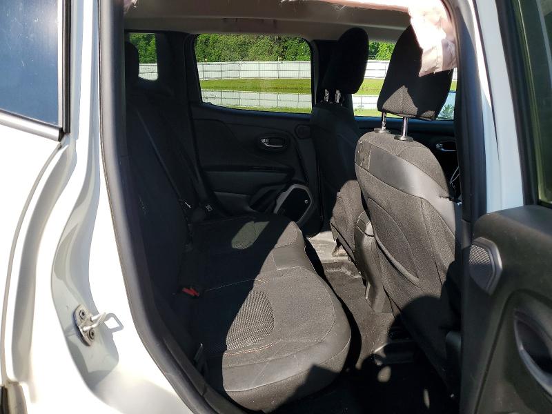 Photo 11 from auction – 2016 JEEP RENEGADE with VIN ZACCJBBT2GPD24794
