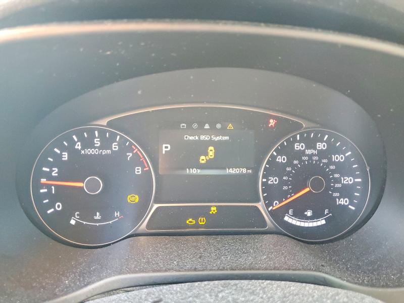 Photo 9 from auction – 2017 KIA SOUL with VIN KNDJP3A55H7502856