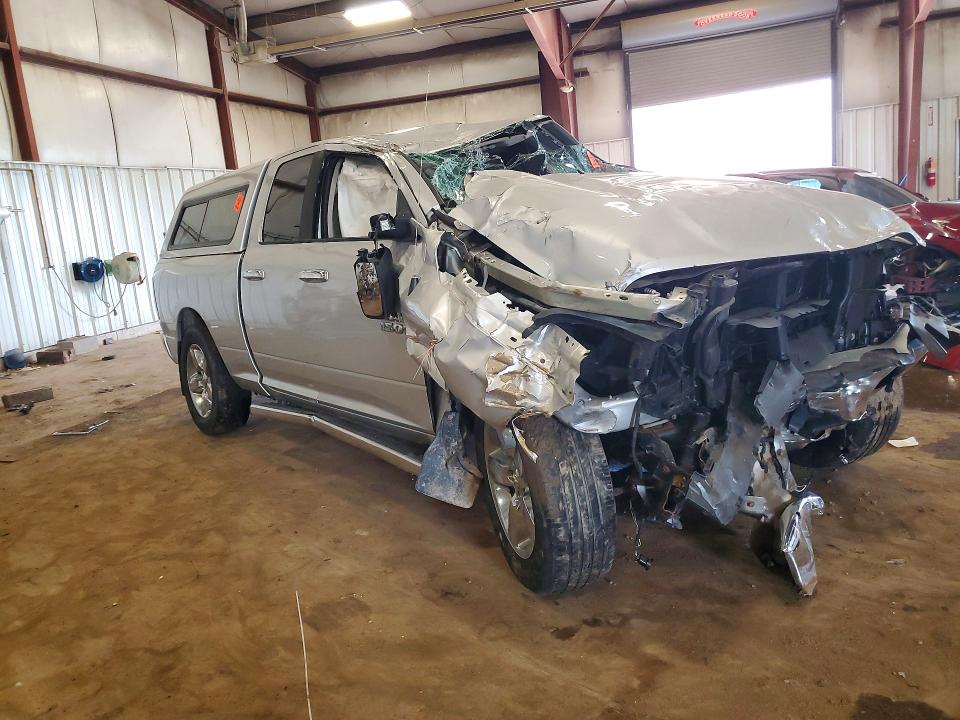 Photo 4 from auction – 2018 RAM 1500 with VIN 1C6RR7GG3JS247292