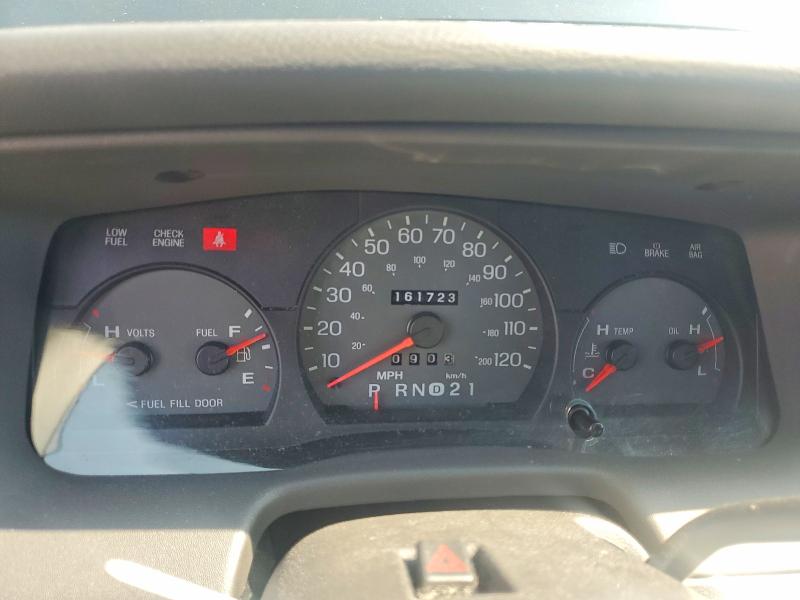 Снимка 9 от търг – 2003 MERCURY GRAND MARQUIS с VIN 2MEFM75W03X646308