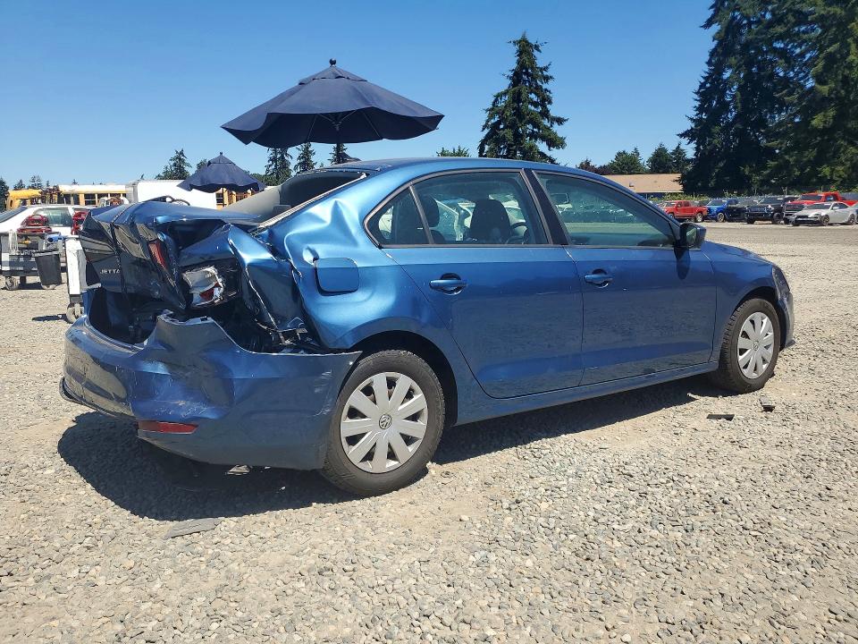Photo 3 from auction – 2017 VOLKSWAGEN JETTA with VIN 3VW2B7AJ7HM274739