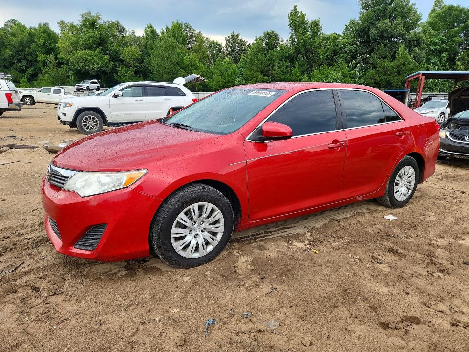 TOYOTA CAMRY 2012 z numerem VIN 4T1BF1FK0CU608096 - Zdjęcie z aukcji