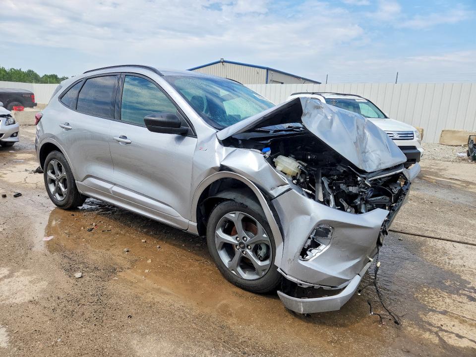 Photo 4 from auction – 2024 FORD ESCAPE with VIN 1FMCU9MN6RUA52553