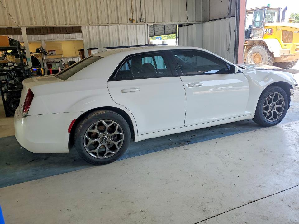 Photo 3 from auction – 2017 CHRYSLER 300 with VIN 2C3CCAGG2HH529961