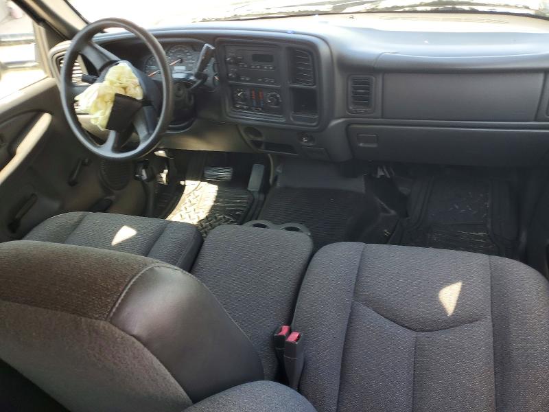 Photo 8 from auction – 2005 CHEVROLET SILVERADO with VIN 1GCEC19T55E278158