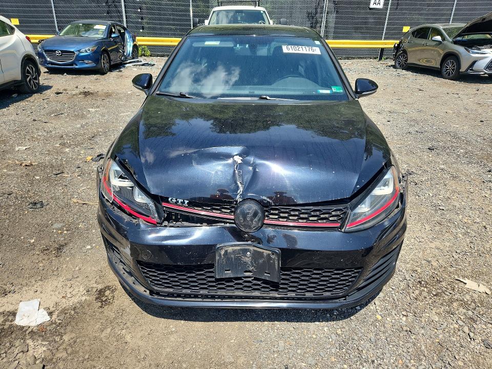 Снимка 5 от търг – 2016 VOLKSWAGEN GTI с VIN 3VW4T7AU2GM053953