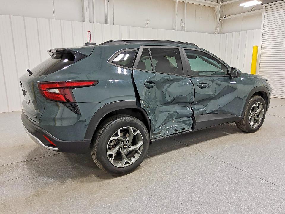 Photo 3 from auction – 2025 CHEVROLET TRAX with VIN KL77LHEP5SC059036