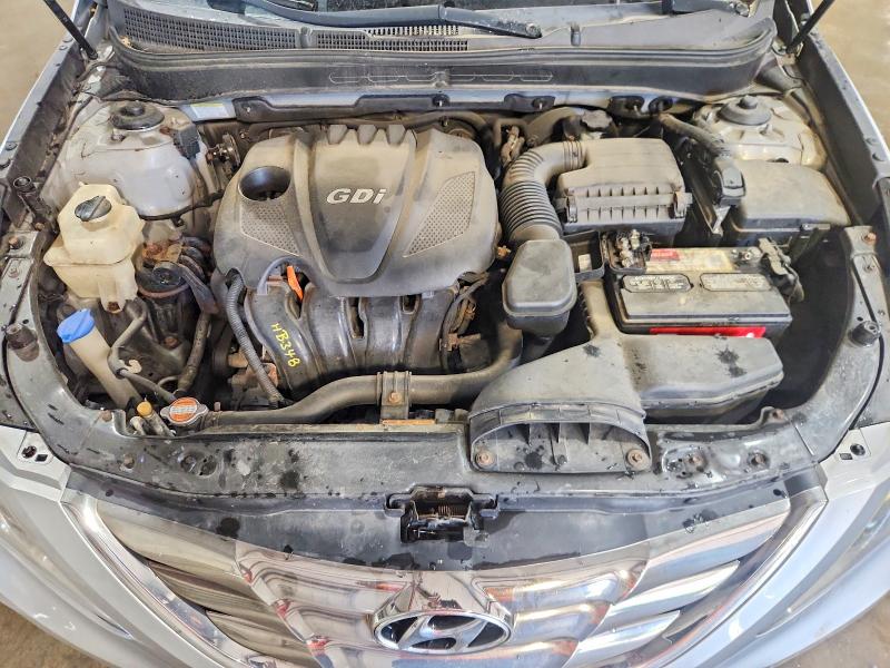 Photo 11 from auction – 2011 HYUNDAI SONATA with VIN 5NPEC4AC2BH252660
