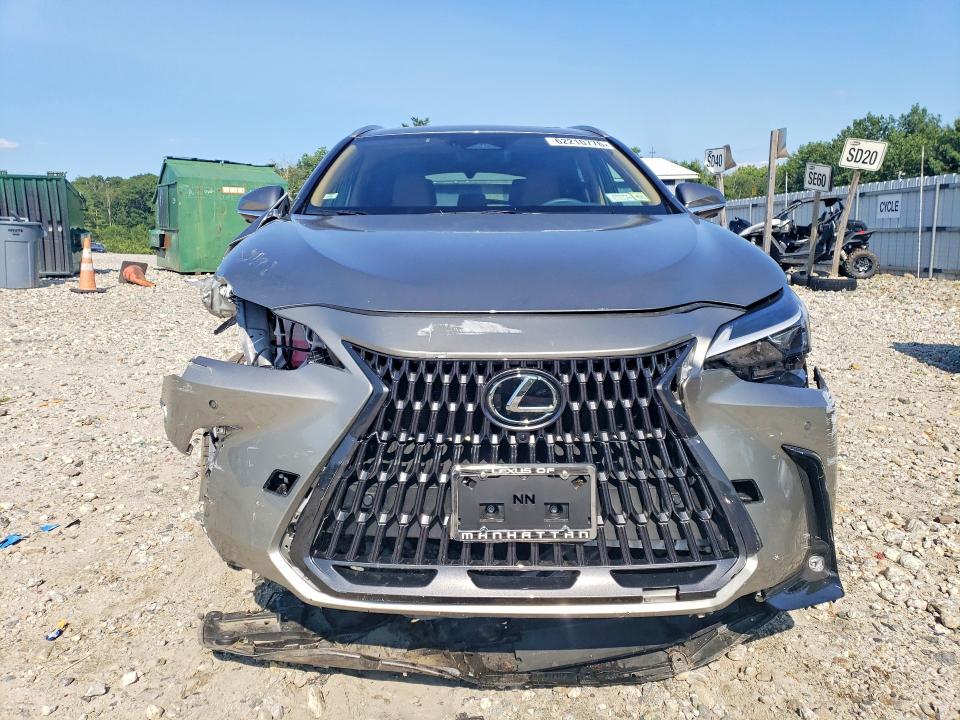 Фото 5 с аукциона – 2025 LEXUS NX с VIN 2T2GGCEZ1SC061235